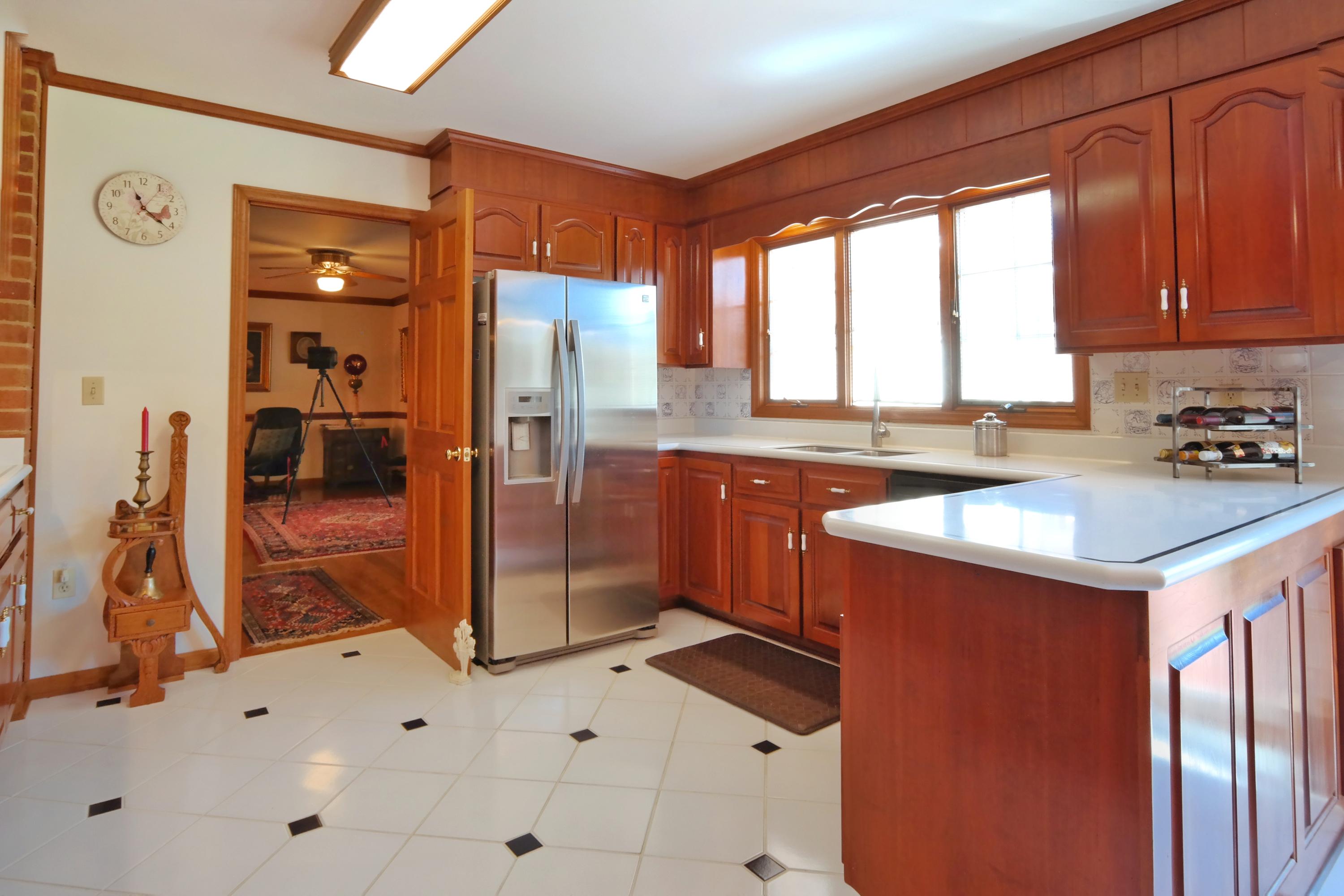 822 Sprinkle Road Fincastle, VA 24090 - Photo 22 of 55 Kitchen