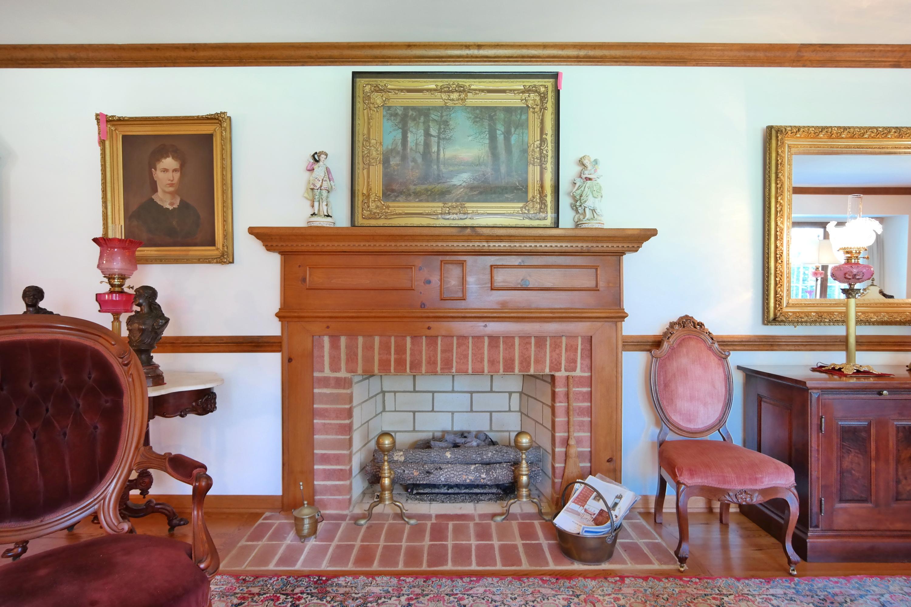 822 Sprinkle Road Fincastle, VA 24090 - Photo 37 of 55 Living Room
