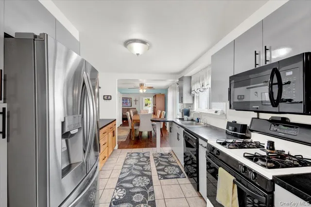 $669,000 | 656 Wilcox Avenue | Throgs Neck