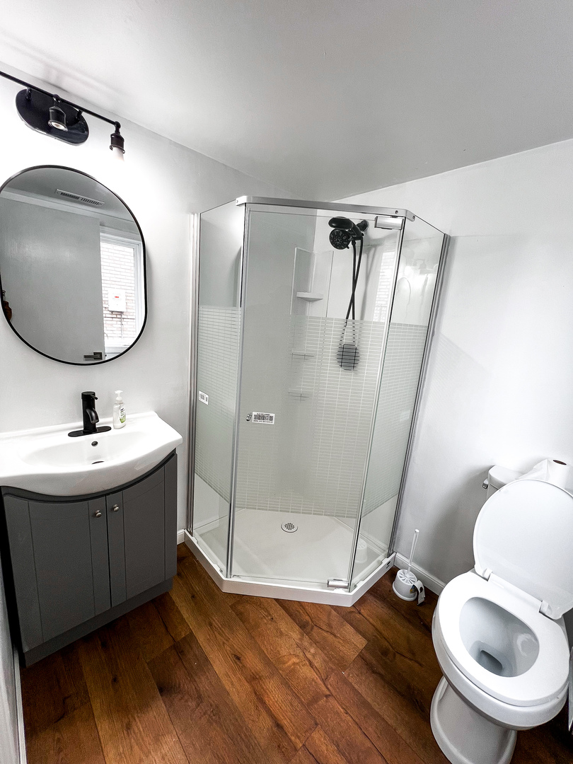 6252 South Gullikson Road, Unit 1S Chicago, IL 60638 - Photo 9 of 13 Gallery Image 9
