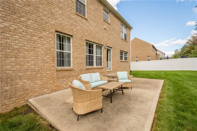 $599,999 | 313 Blackheath Drive, Pittsburgh, PA 15205