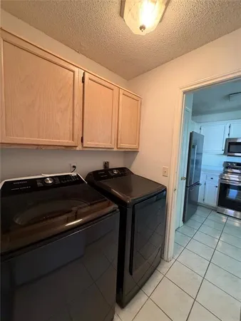 $2,250 | 805 Hillbrooke Drive, Arlington, TX 76001