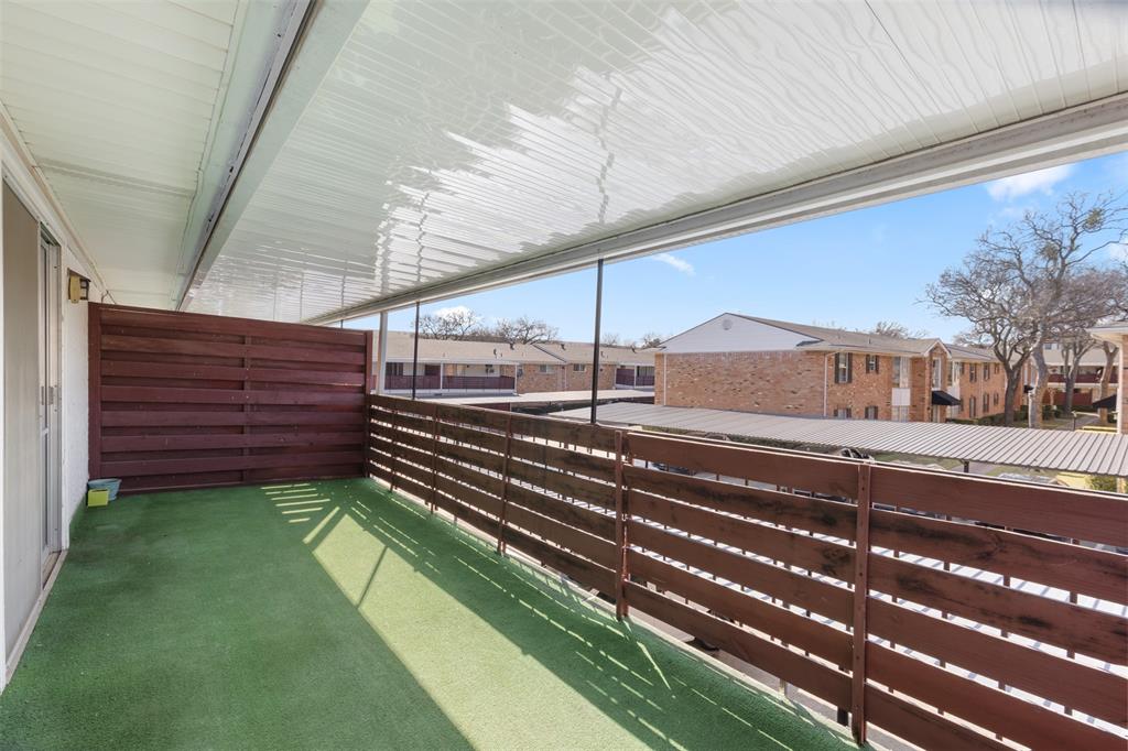 4709 Skillman Street, Unit D Dallas, TX 75206 - Photo 22 of 28 a view of outdoor space