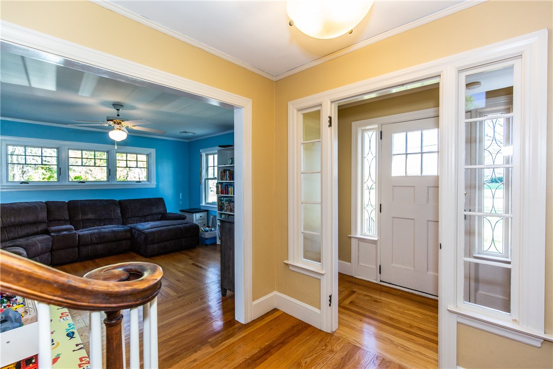 264 West Greenville Road Scituate, RI 02857 - Photo 4 of 36