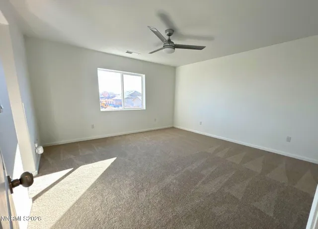 $2,550 | 3457 Payton Way, Fernley, NV 89408