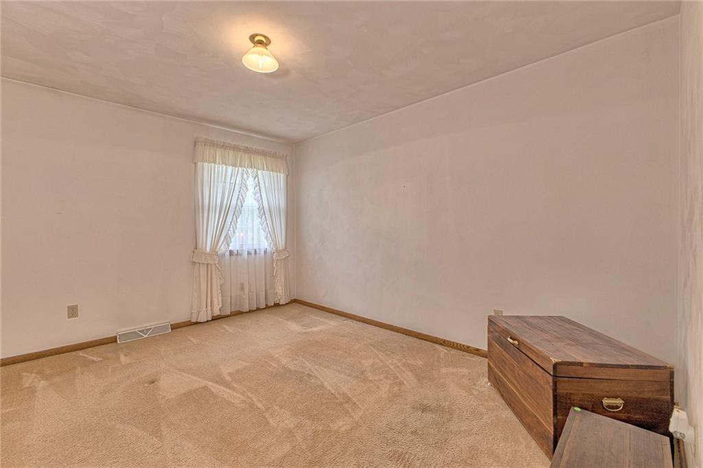 5553 Greensburg Road Apollo, PA 15613 - Photo 12 of 31 Gallery Image 12
