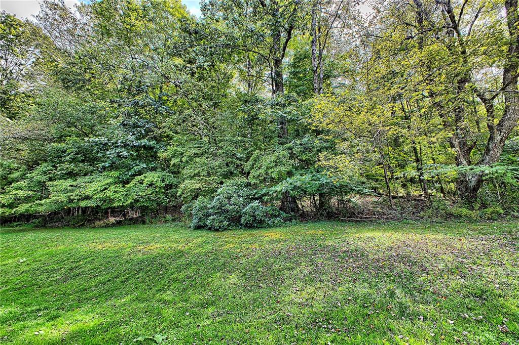 5553 Greensburg Road Apollo, PA 15613 - Photo 25 of 31 Gallery Image 25