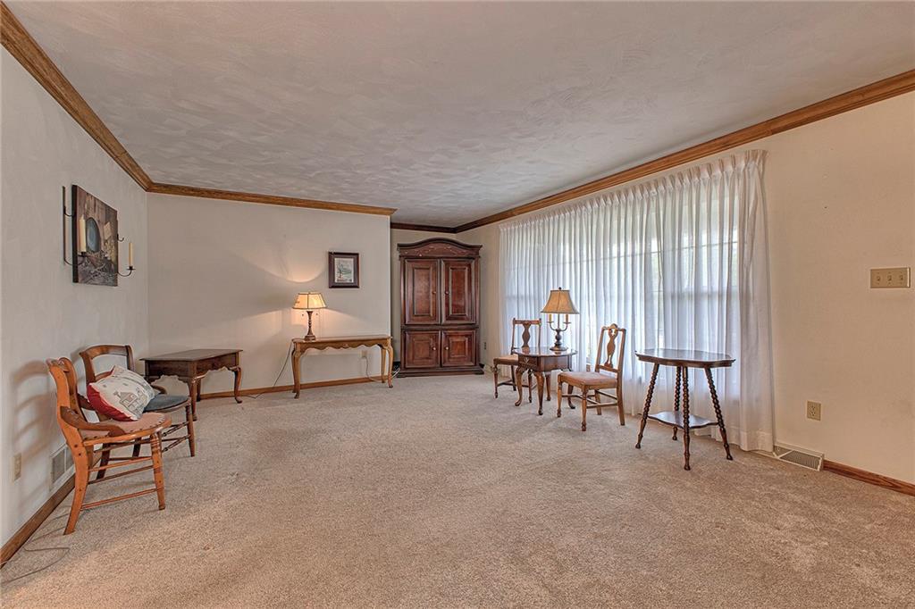 5553 Greensburg Road Apollo, PA 15613 - Photo 3 of 31 Gallery Image 3
