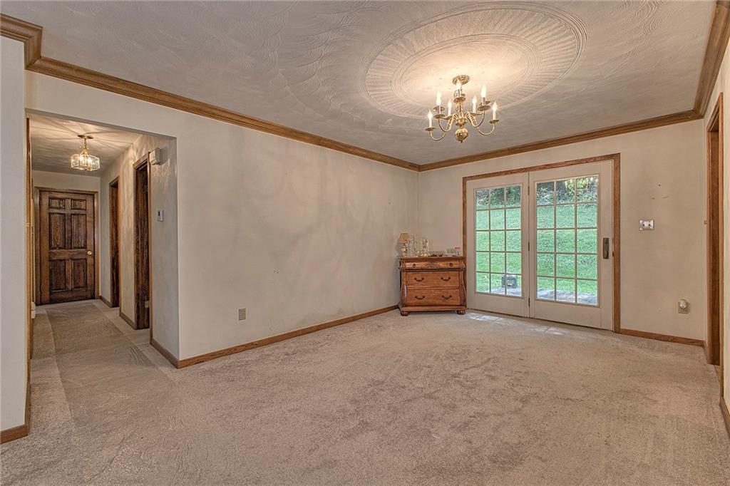 5553 Greensburg Road Apollo, PA 15613 - Photo 7 of 31 Gallery Image 7