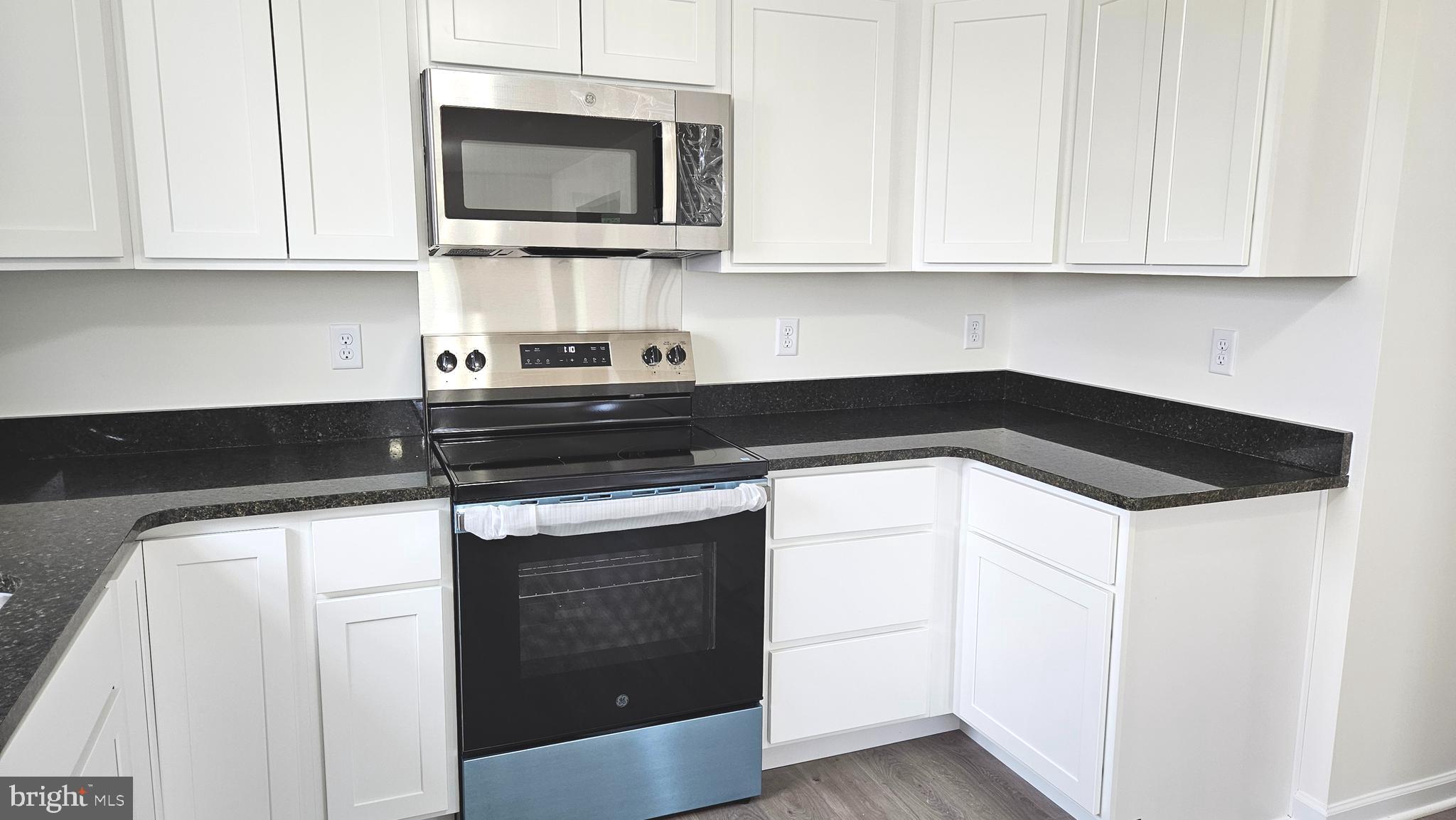 231 Doylestown Road Smyrna, DE 19977 - Photo 11 of 37 Kitchen