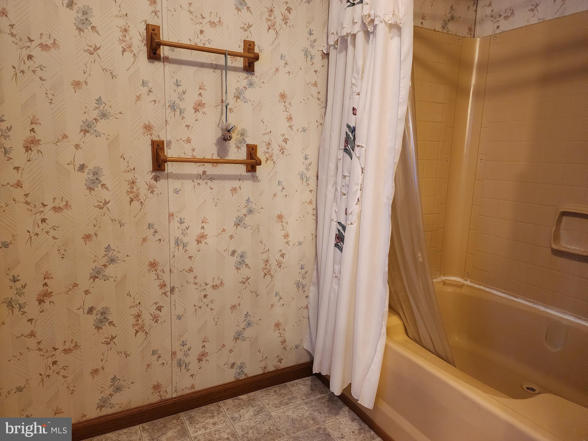 14 Spruce Drive Sicklerville, NJ 08081 - Photo 12 of 16