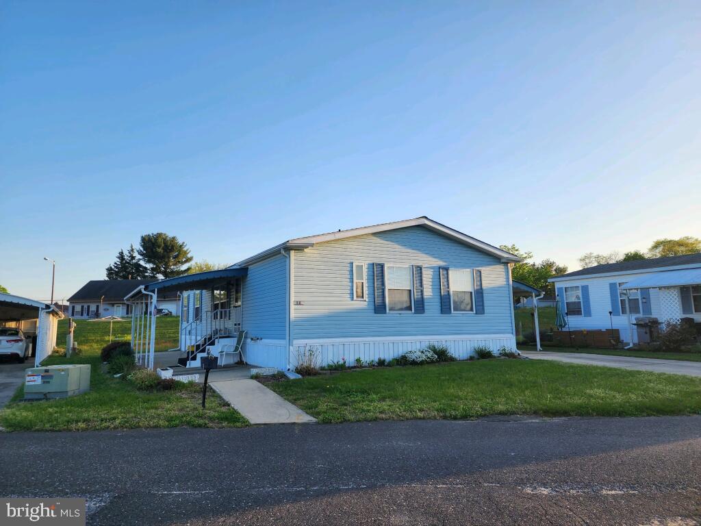 14 Spruce Drive Sicklerville, NJ 08081 - Photo 2 of 16