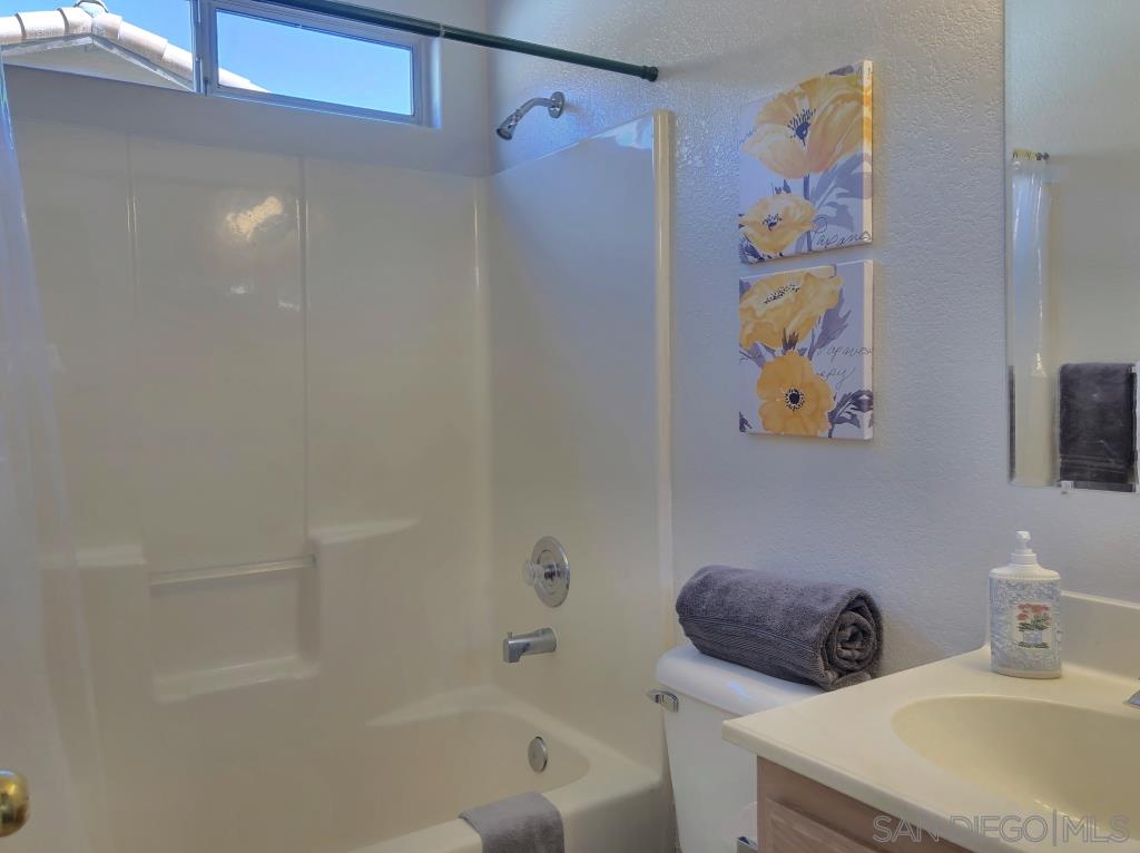 12652 Rodeo Drive Lakeside, CA 92040 - Photo 14 of 22