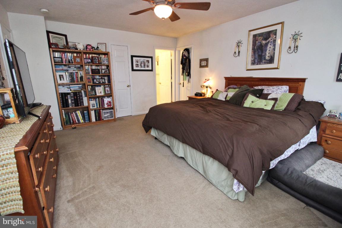 615 Walnut Grove Road Baltimore, MD 21221 - Photo 32 of 47 Master bedroom