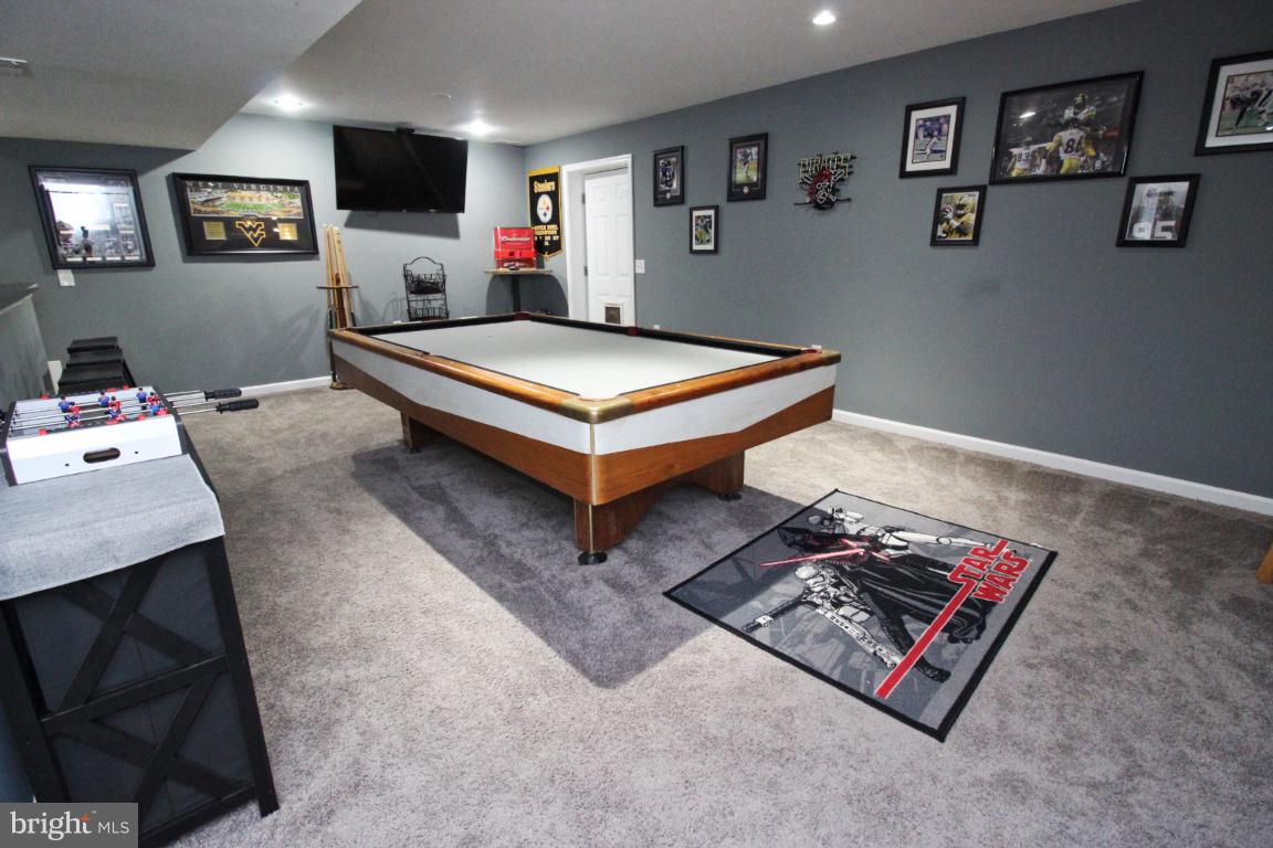 615 Walnut Grove Road Baltimore, MD 21221 - Photo 38 of 47 Great entertaining space