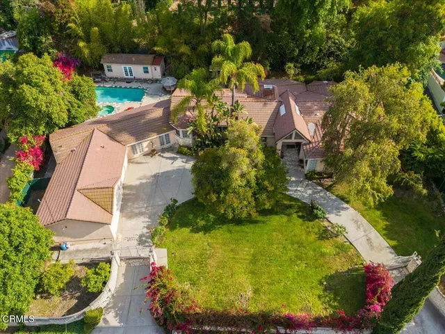 $2,398,000 | 4959 Brewster Drive, Tarzana, CA 91356
