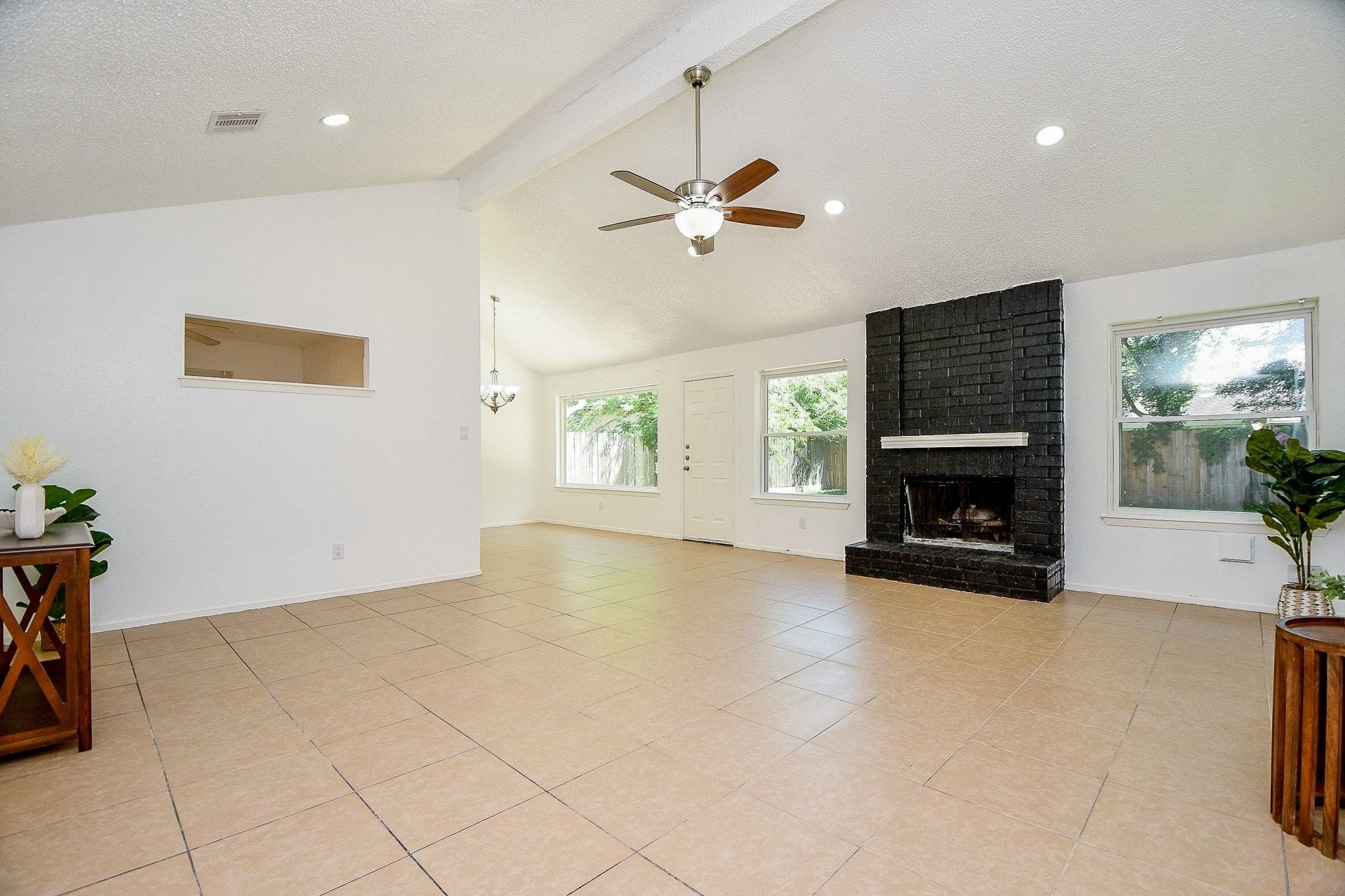 7203 Santa Rita Drive Houston, TX 77083 - Photo 6 of 32