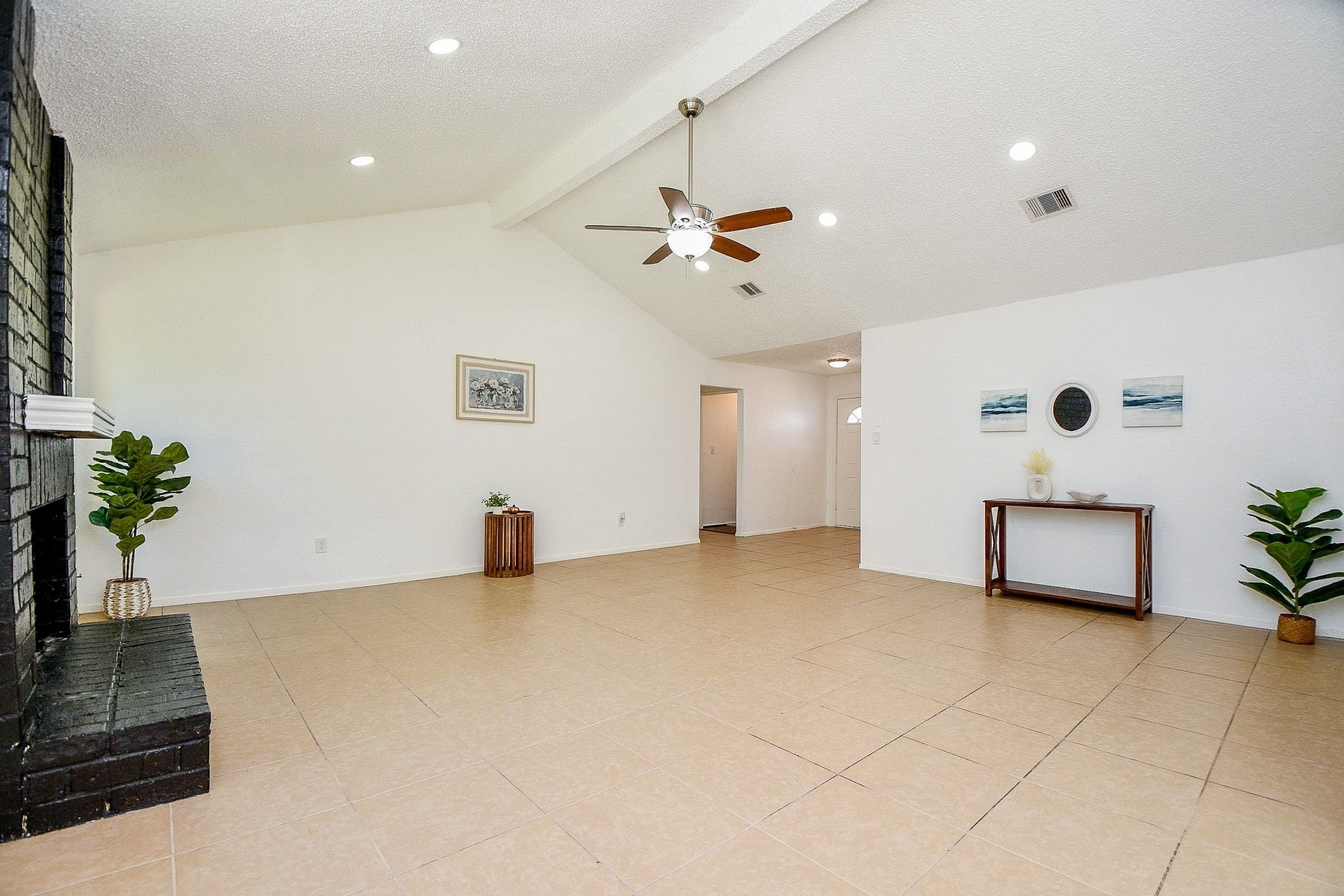 7203 Santa Rita Drive Houston, TX 77083 - Photo 9 of 32