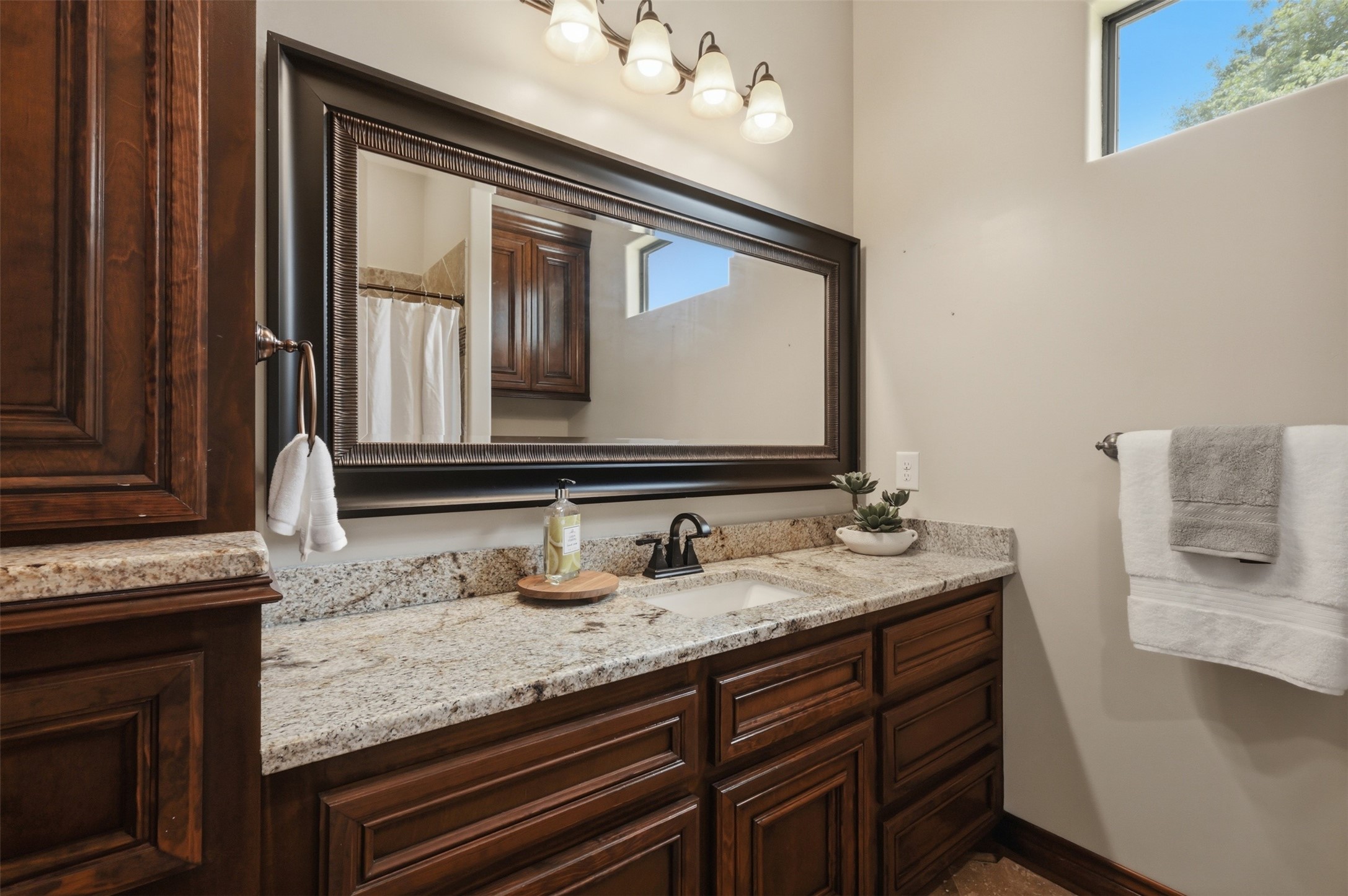 10105 Heritage Ranch Road Conroe, TX 77303 - Photo 28 of 48