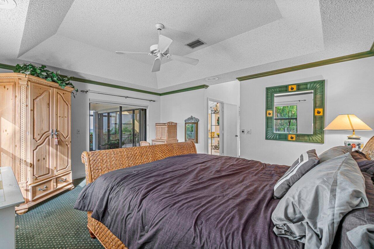 17509 Vía Capri Boca Raton, FL 33496 - Photo 12 of 25 Primary Bedroom
