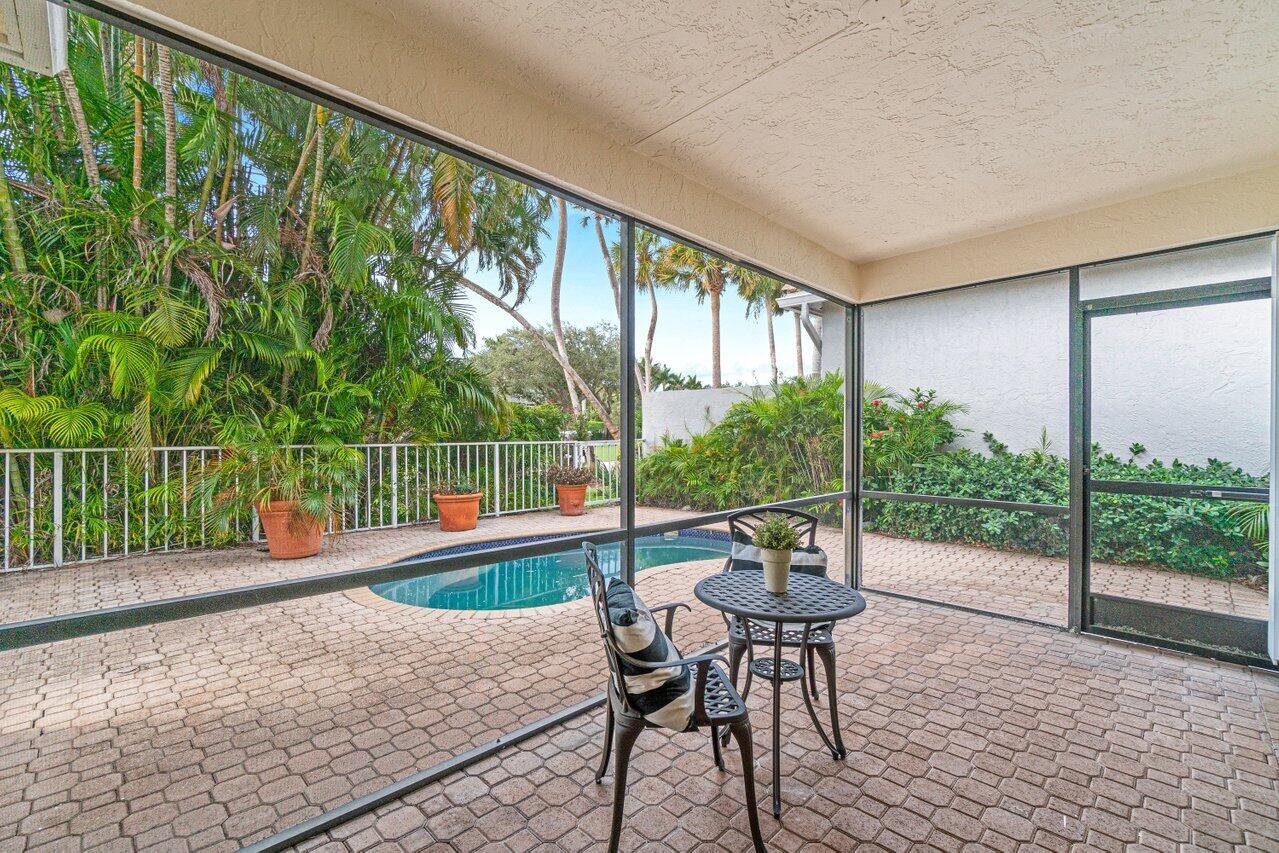 17509 Vía Capri Boca Raton, FL 33496 - Photo 18 of 25 Screened-In Patio