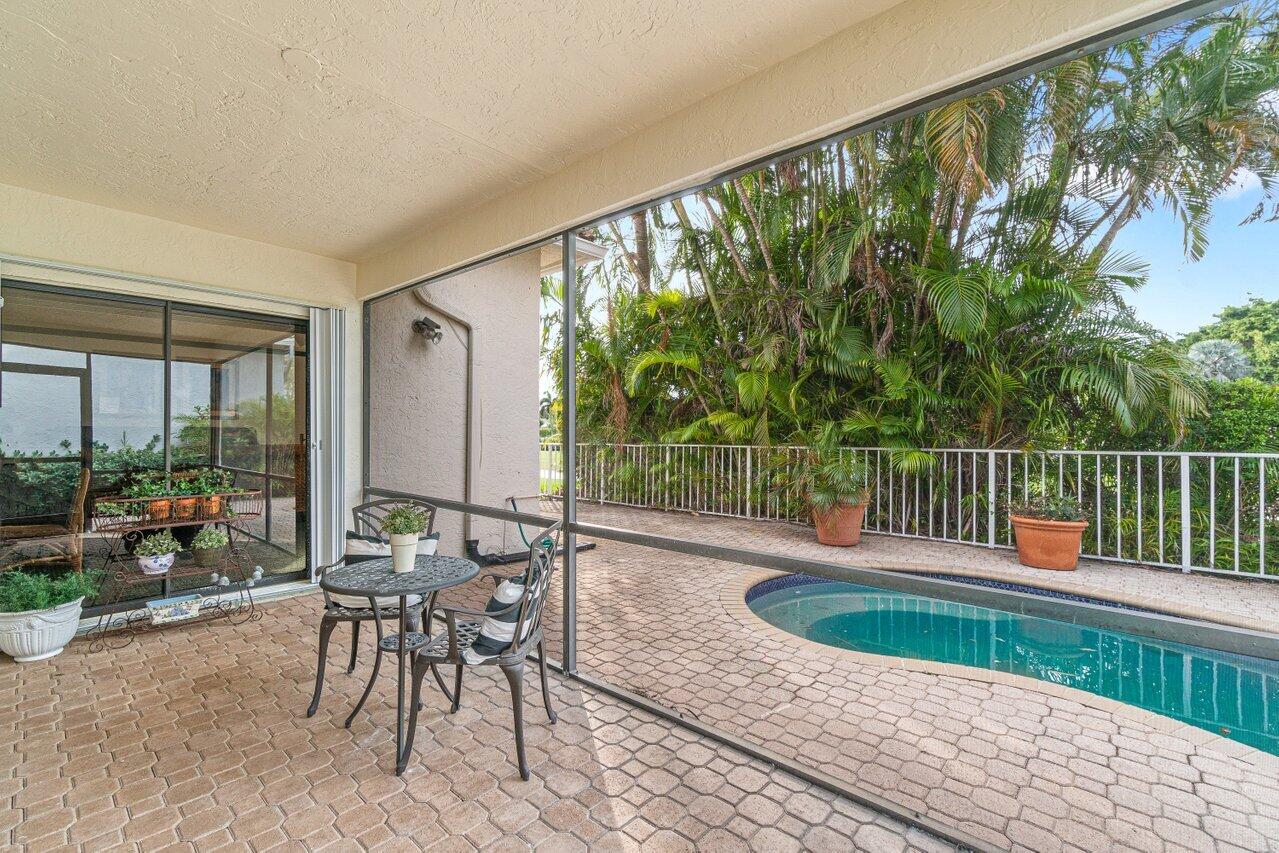 17509 Vía Capri Boca Raton, FL 33496 - Photo 19 of 25 Screened-In Patio
