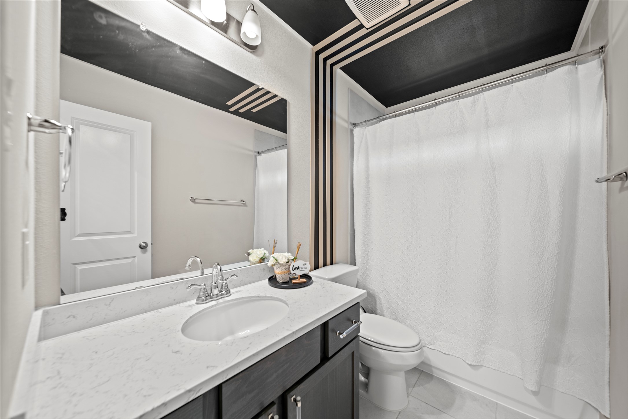 32018 Towering Birch Trail Conroe, TX 77385 - Photo 15 of 18