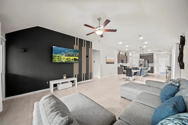 $320,000 | 32018 Towering Birch Trail, Conroe, TX 77385