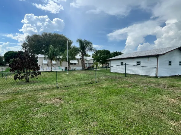$269,000 | 4064 Southwest 9th Way, Okeechobee, FL 34974