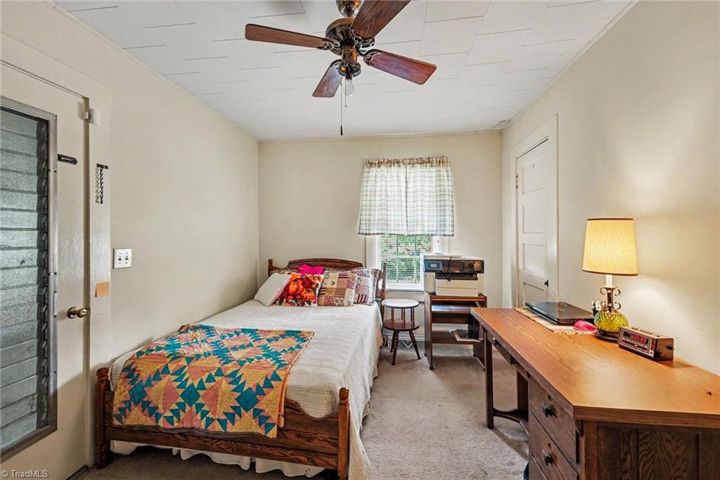 133 Mountain View Road King, NC 27021 - Photo 18 of 35