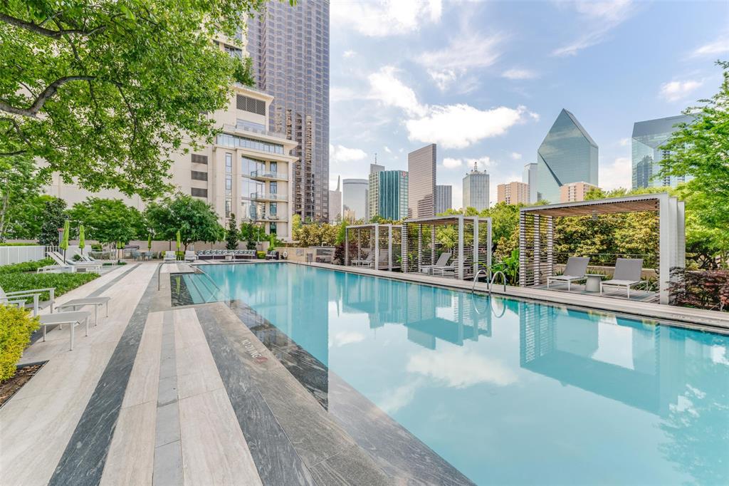 1918 Olive Street, Unit 502 Dallas, TX 75201 - Photo 21 of 31 Pool
