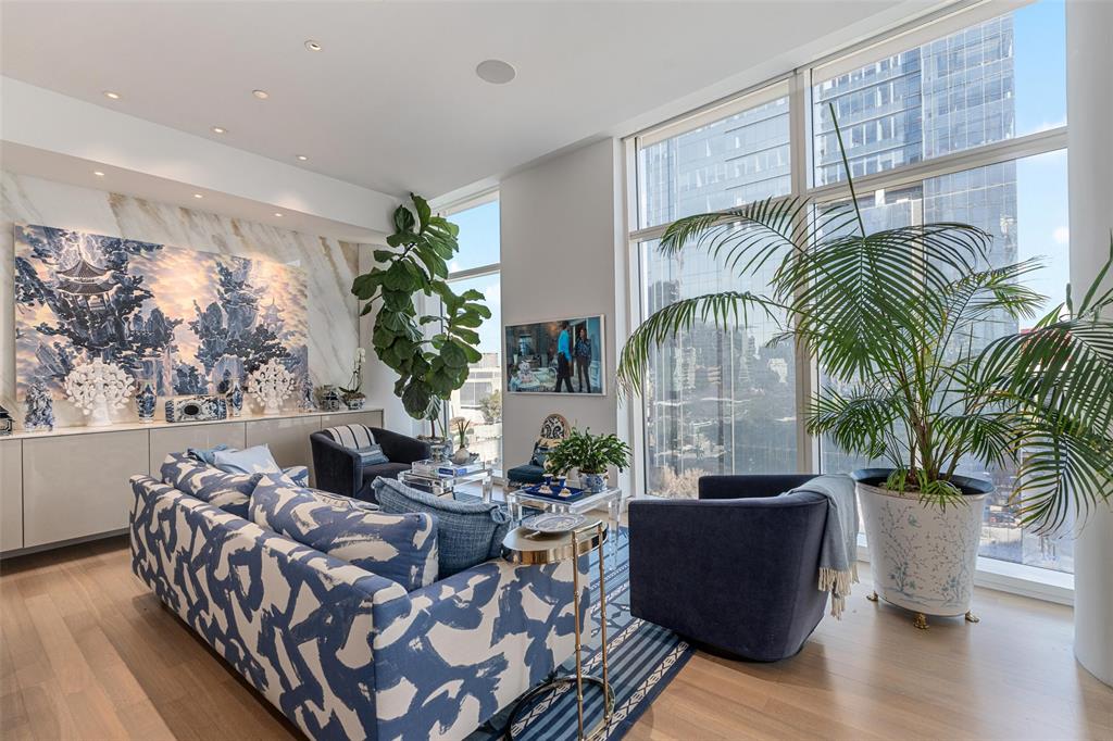 1918 Olive Street, Unit 502 Dallas, TX 75201 - Photo 6 of 31 Den