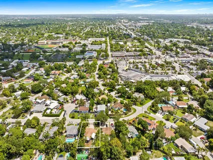 $510,000 | 2818 Southwest 13th Court, Fort Lauderdale, FL 33312