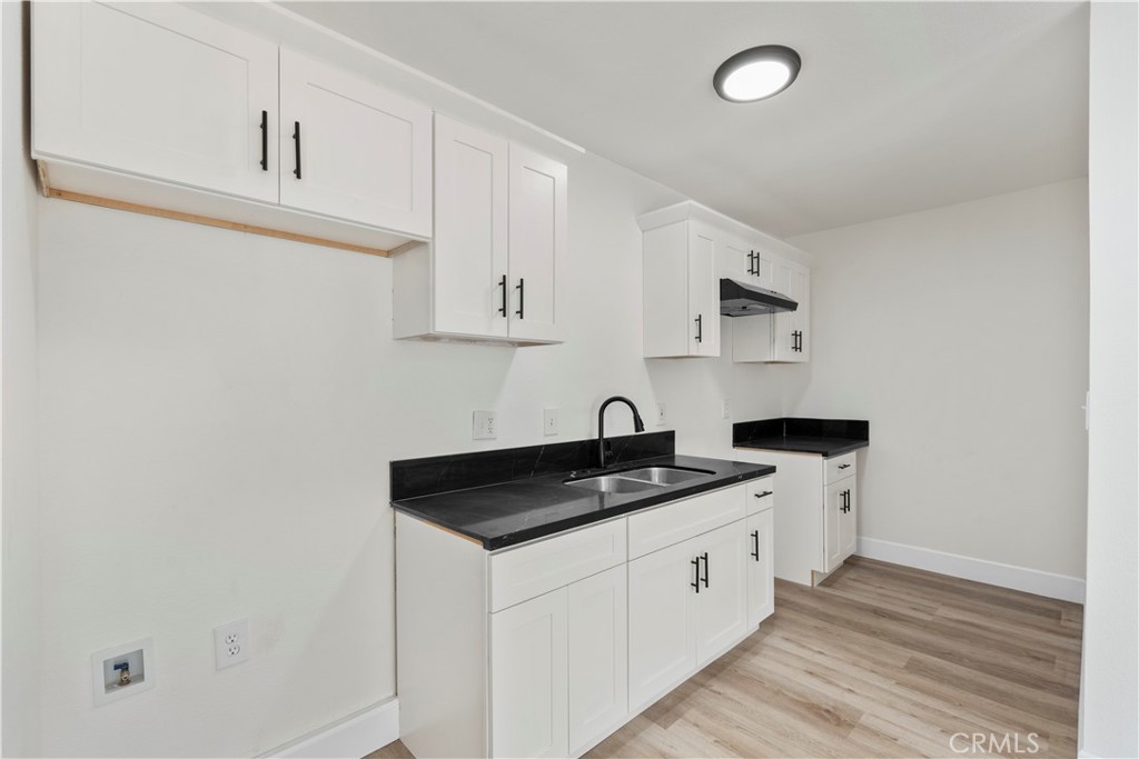 6810 Dorinda Drive Riverside, CA 92503 - Photo 2 of 8