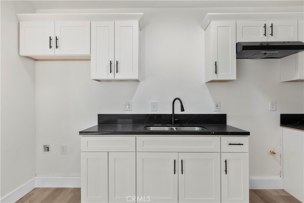 6810 Dorinda Drive Riverside, CA 92503 - Photo 5 of 8