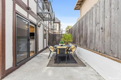 $998,000 | 1421 El Camino Real, Unit 6, Burlingame, CA 94010