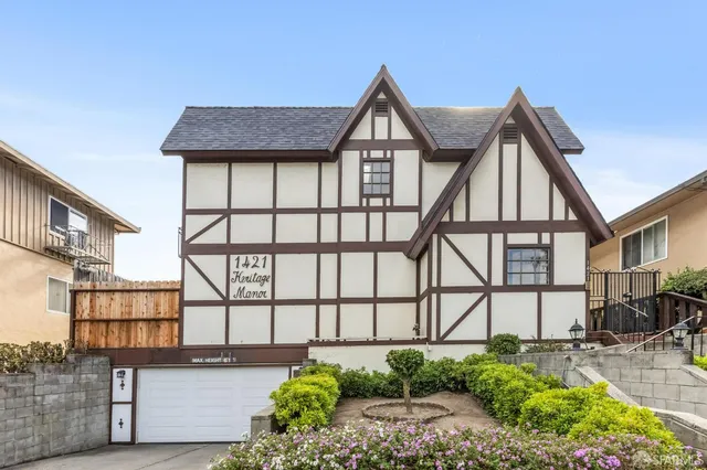 $998,000 | 1421 El Camino Real, Unit 6, Burlingame, CA 94010