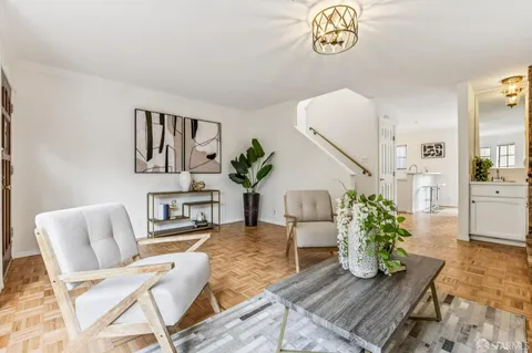 $998,000 | 1421 El Camino Real, Unit 6, Burlingame, CA 94010