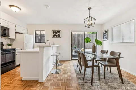 $998,000 | 1421 El Camino Real, Unit 6, Burlingame, CA 94010