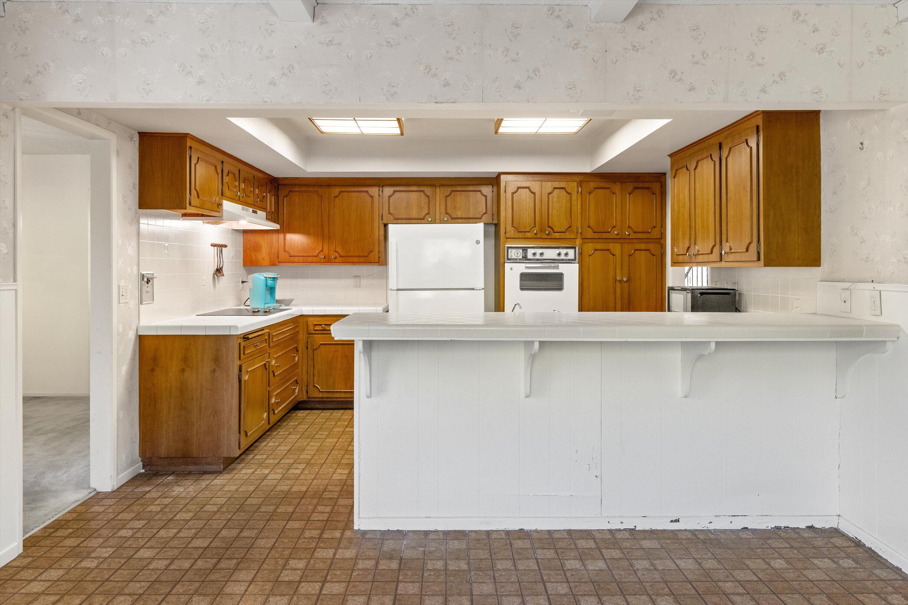 8352 Vereda Del Padre Goleta, CA 93117 - Photo 12 of 53 Kitchen