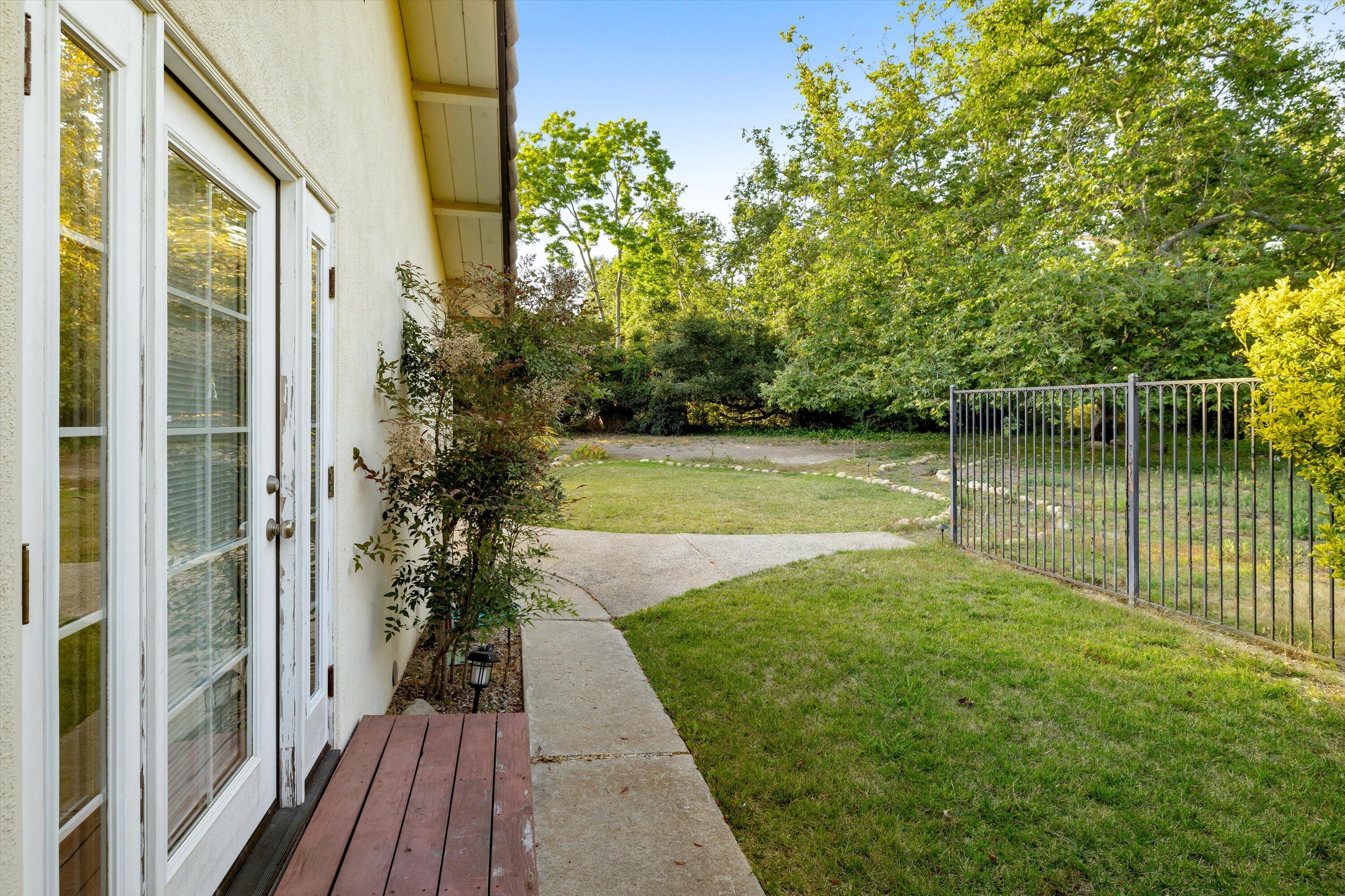 8352 Vereda Del Padre Goleta, CA 93117 - Photo 29 of 53 ADU Entry