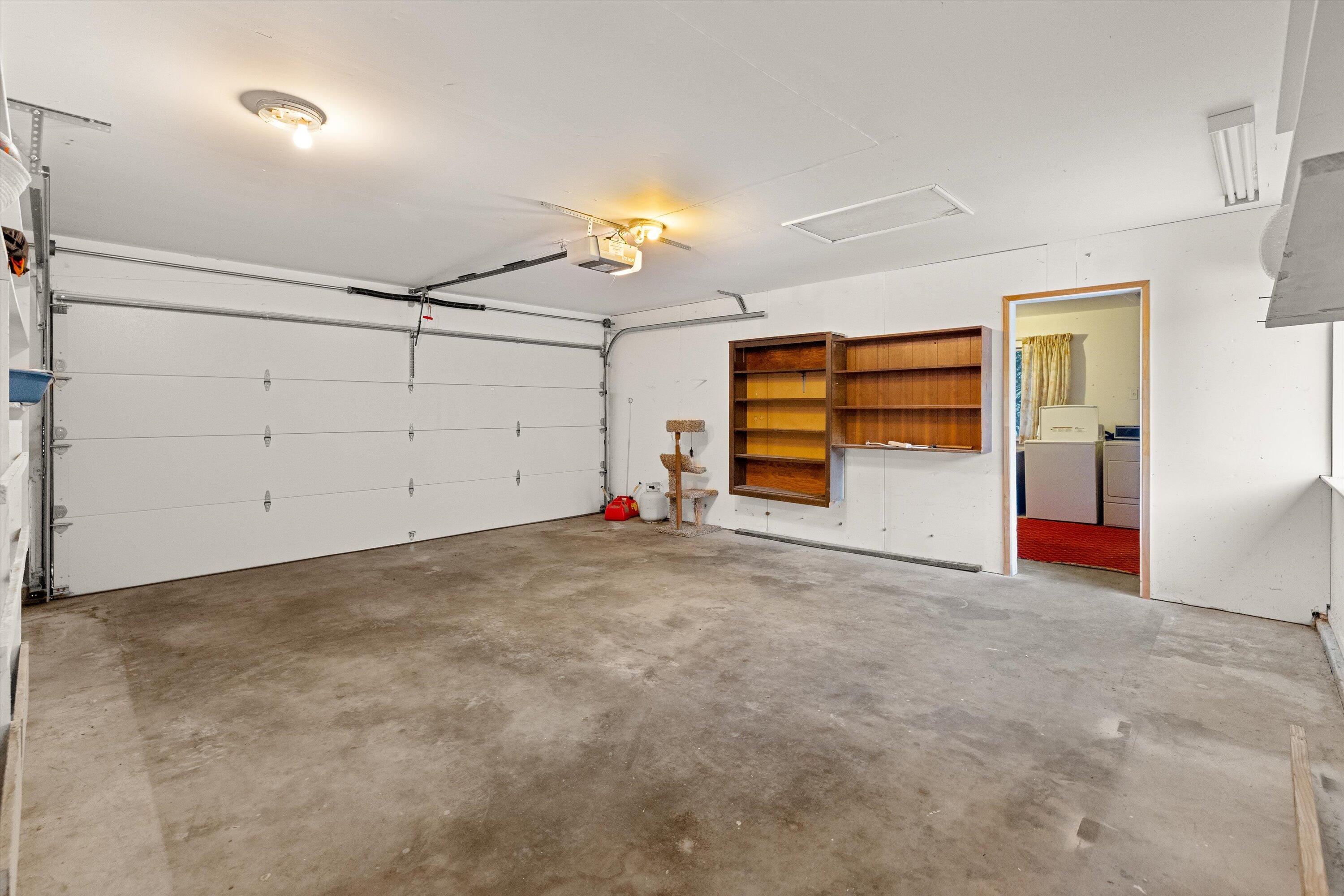 8352 Vereda Del Padre Goleta, CA 93117 - Photo 39 of 53 Garage