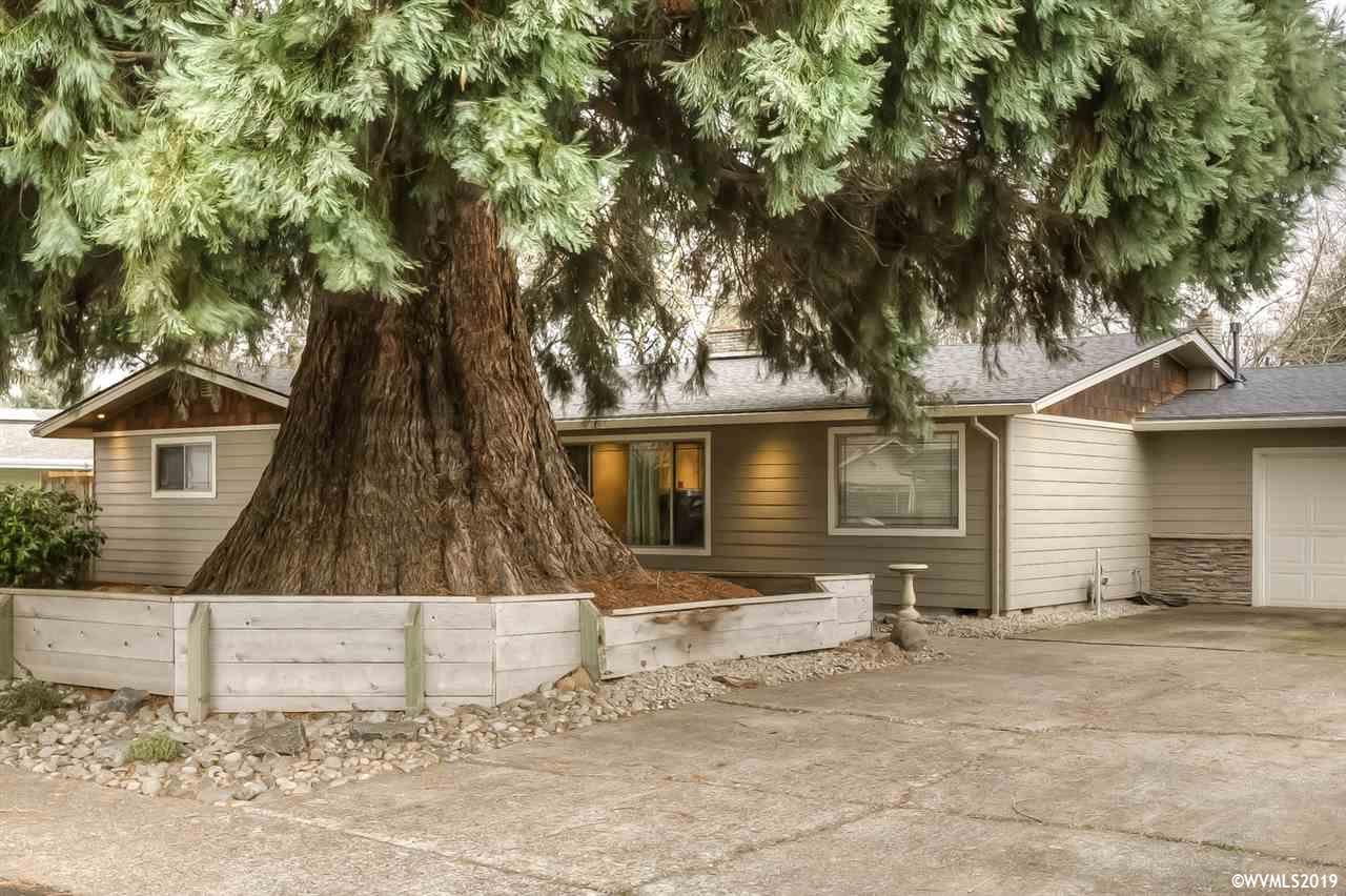 1013 Rafael Avenue North Keizer, OR 97303 - Photo 3 of 36