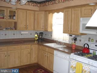 49 Wayne Avenue Springfield, PA 19064 - Photo 2 of 4