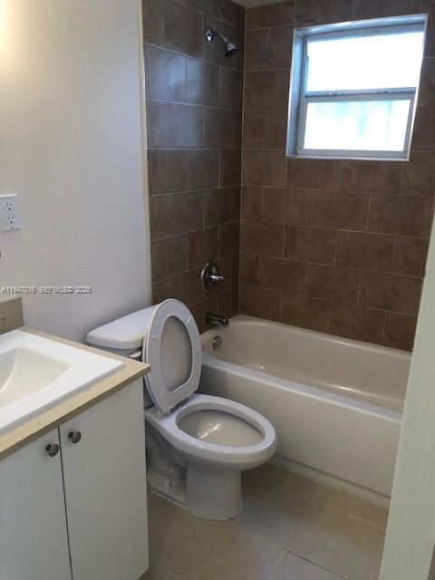 1327 Southwest 3rd Street, Unit 3 Miami, FL 33135 - Photo 6 of 6