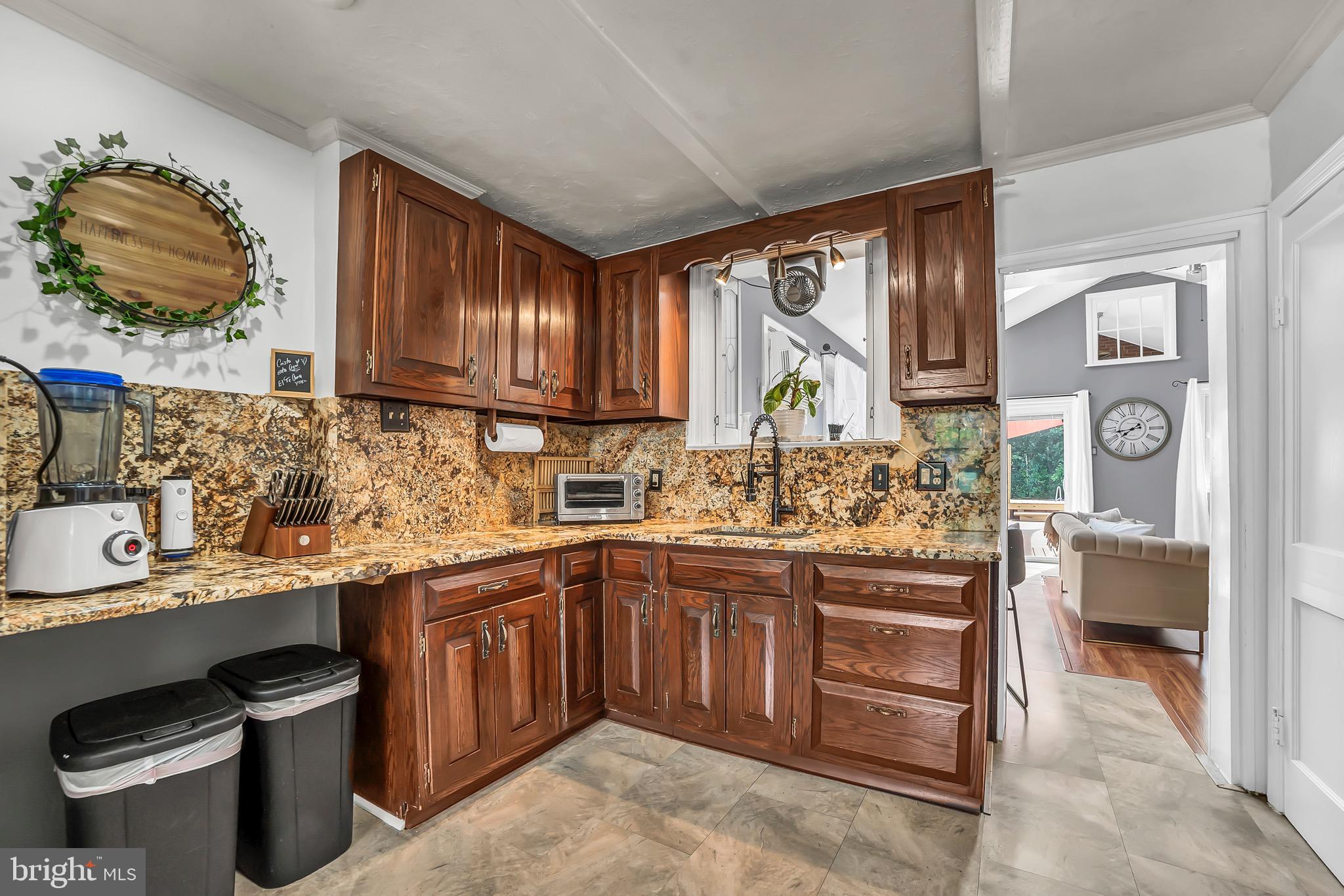 217 East Avon Road Brookhaven, PA 19015 - Photo 8 of 21 Gallery Image 8