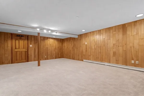 $999,999 | 6 Tally Ho Lane, Framingham, MA 01701