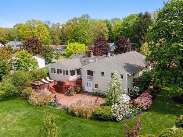 $999,999 | 6 Tally Ho Lane, Framingham, MA 01701