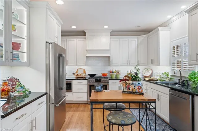 $785,000 | 303 Bing Crosby Boulevard, Bermuda Run, NC 27006