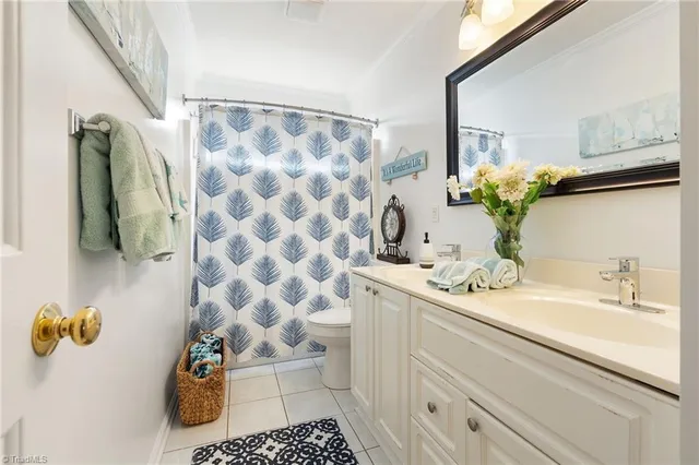 $785,000 | 303 Bing Crosby Boulevard, Bermuda Run, NC 27006